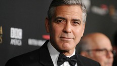 Nam diễn viên George Clooney sở hữu khuôn mặt đẹp nhất thế giới. Ảnh: WP.