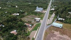 Đường tránh thị trấn Cai Lậy.