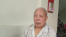 Ông Đỗ Văn Hợp nói mình đang sống mà bị con dâu khai báo đã chết. 