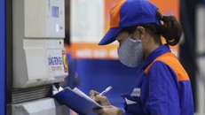 Giá xăng tiếp tục tăng từ 15h chiều nay, ngày 5/9. 