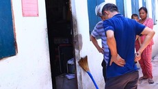 Bình Dương: Khóa trái cửa, dùng xăng đốt 3 người trong phòng trọ