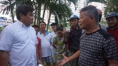 Bị xử phạt 2 triệu lỗi "tè bậy", lái xe ôm méo mặt xin ông Đoàn Ngọc Hải