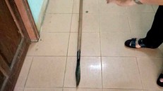 Quảng Nam: Anh trai dùng giáo đâm chết em ruột