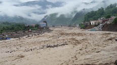 Thời tiết ngày 12/10: Mưa lũ tiếp tục càn quét các tỉnh Bắc Trung Bộ