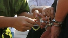 Lâm Đồng: Bắt nữ giáo viên bán đề thi giả với giá 40 triệu