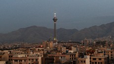 Iran bác bỏ các biện pháp trừng phạt, tuyên bố Mỹ đã vượt qua 'ranh giới đỏ'