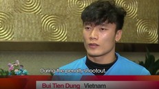 Tiến Dũng dành lời cảm ơn gia đình và người hâm mộ ở quê nhà. Ảnh: Bóng Đá