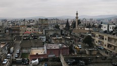 Chiến sự Syria: Nữ dân quân người Kurd hy sinh để hạ gục xe tăng, Thổ Nhĩ Kỳ không kích đập Maidanka