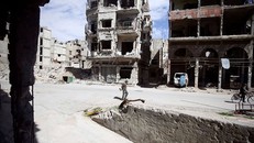 Chiến sự Syria: Pháo kích nhắm vào Damascus khiến 15 thường dân thương vong