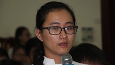 Nữ sinh Phạm Song Toàn.