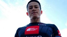 Hạ sĩ quan Samarn Kunun là VĐV 3 môn phối hợp.