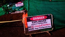 Toàn cảnh ngày đầu tiên giải cứu đội bóng mắc kẹt trong hang