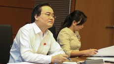 Bộ trưởng GD-ĐT Phùng Xuân Nhạ. Ảnh: Quốc hội