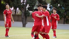 Trước 'đại chiến' với Syria, Park Hang-seo khơi dậy hứng khởi cho cầu thủ bằng bài tập thư giãn