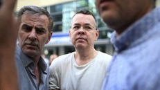 Mỹ chấp nhận giảm áp lực kinh tế để Thổ Nhĩ Kỳ phóng thích mục sư Brunson