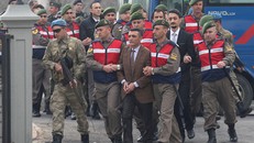 Thổ Nhĩ Kỳ xử chung thân 74 sĩ quan tham gia đảo chính năm 2016