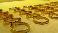 Giá vàng ngày 27/11: Thị trường đi ngang trong bối cảnh đồng USD suy yếu