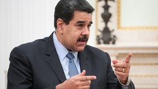 Venezuela và Nga đẩy mạnh hợp tác sản xuất dầu thô