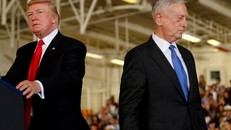 Bất đồng ý kiến với ông Trump, Bộ trưởng Quốc phòng Mattis tuyên bố nghỉ hưu