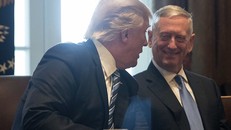 Tổng thống Trump: 'Tôi đã cho Mattis cơ hội thứ hai sau khi bị Obama sa thải'