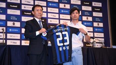 Công Phượng chính thức ra mắt Incheon United 