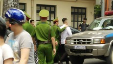 Nam thanh niên sau đó đã bị tạm giữ để điều tra xác minh. Ảnh: VietNamNet