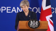 Thủ tướng May: Nhiều người chán ngấy sự chậm trễ và muốn Brexit 'cứng'