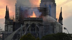 Hỏa hoạn Nhà thờ Đức Bà Paris: Không phải hành vi phá hoại