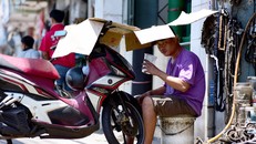 Thời tiết ngày 23/4: Tây Bắc Bộ và Trung Bộ có nắng nóng trên 38 độ