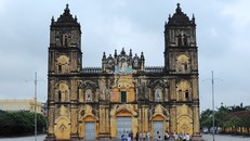 Nhà thờ Bùi Chu. Ảnh: VnExpress