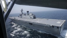 Hàn Quốc điều tàu chiến tới eo biển Hormuz