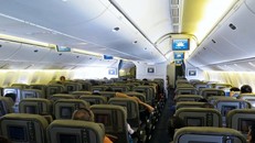 Vietnam Airlines cung cấp dịch vụ wifi trên máy bay với giá 8-10 USD