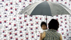 Tỷ suất sinh của Hàn Quốc tụt xuống mức kỷ lục