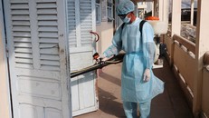 Cà Mau: Hàng chục học sinh phải nghỉ học do viêm đường hô hấp 