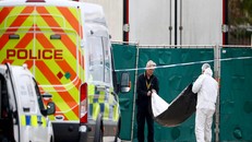 Thi thể 39 nạn nhân tử vong trong container sẽ về Việt Nam vào cuối tuần