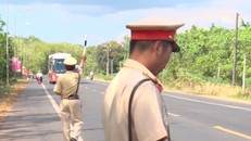 CSGT Đồng Nai được thông báo nhận tiền phụ cấp