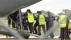 New Zealand huy động quân đội để giải cứu và thu thập thi thể các nạn nhân trên đảo White. Ảnh: AP