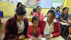 Lớp học bắt đầu từ 19 giờ đến 21 giờ tối từ thứ 2 đến thứ 6 hàng tuần.