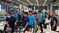 ĐT U23 Việt Nam đặt chân tới Thái Lan