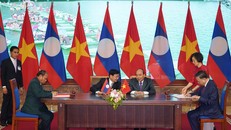 Việt Nam-Lào phấn đấu tăng ít nhất 10-15% kim ngạch thương mại năm 2020