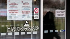 Cộng hòa Séc tuyên bố tình trạng khẩn cấp 