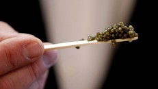 Ngành kinh doanh thực phẩm xa xỉ 'thấm đòn' COVID-19