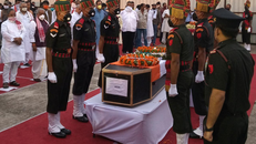 Ấn Độ tổ chức tang lễ cho binh sĩ hy sinh tại biên giới