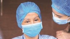 Bệnh nhân 19 sau 3 lần ngừng tim đã hồi sinh trở lại, hoàn toàn khỏe mạnh. Ảnh: TTXVN