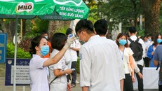 Sĩ tử Hà Nội bình tĩnh bước vào kỳ thi tốt nghiệp THPT