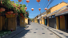 Bệnh nhân mắc COVID-19 từng đi dự nhiều đám tang