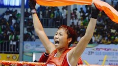 'Đả nữ' 5 lần vô địch Muay thế giới giỏi kinh doanh 