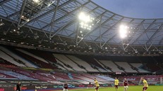 Các 'đại gia' bóng đá châu Âu thấm đòn đại dich COVID-19