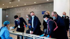 Trung Quốc và phương Tây tranh cãi về báo cáo của WHO