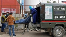 Khủng hoảng COVID-19 tại Nepal tồi tệ hơn so với Ấn Độ 